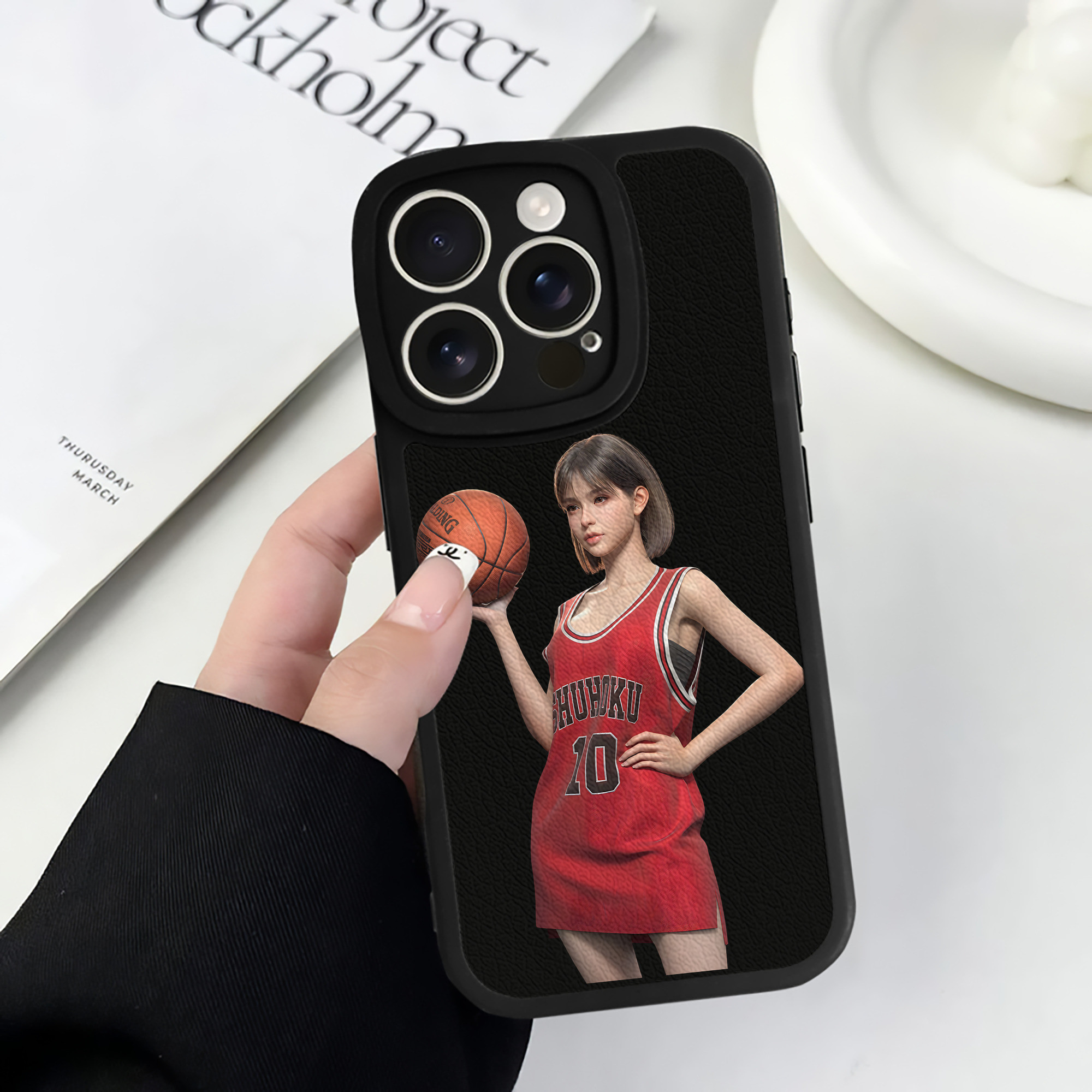 （画像用） SLAM DUNK／スラムダンク 【iPhone 16シリーズ対応】シリコンスマホケース（レザー調） 材質：シリコン